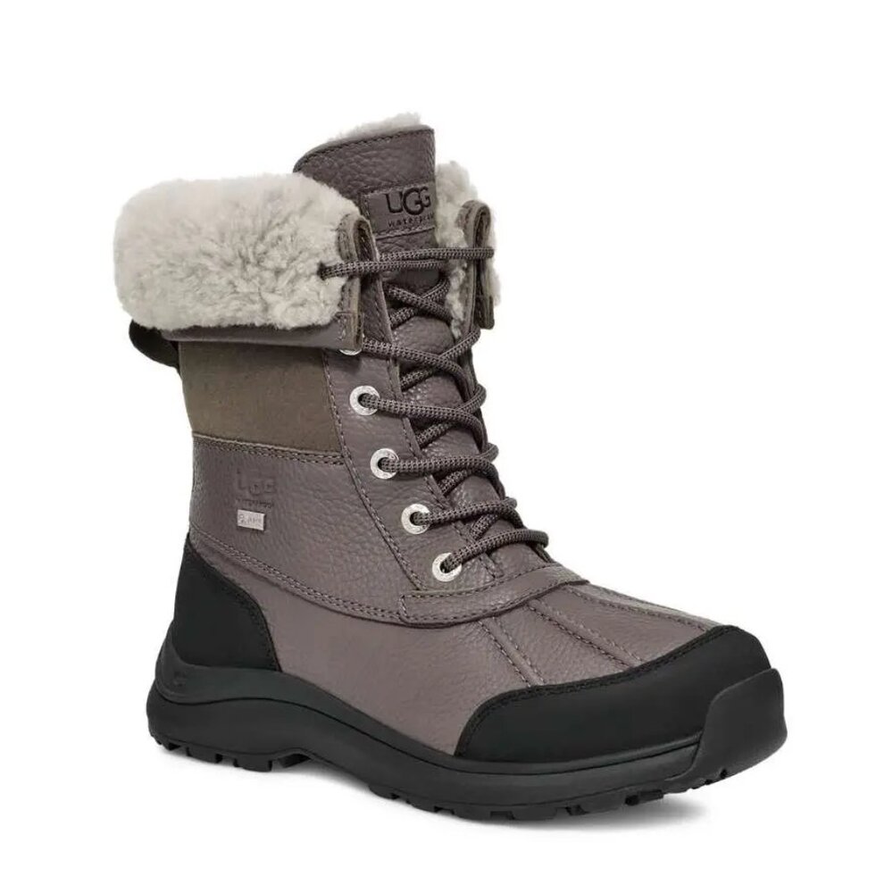 UGG Women's W Adirondack III Snow Boot
